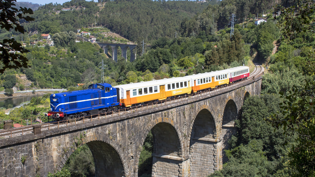 Miradouro - tren turístico Portugués_05