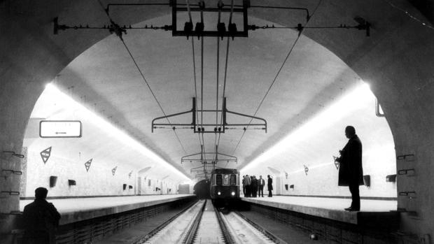 Leyendas metro Madrid - El loco del bisturí