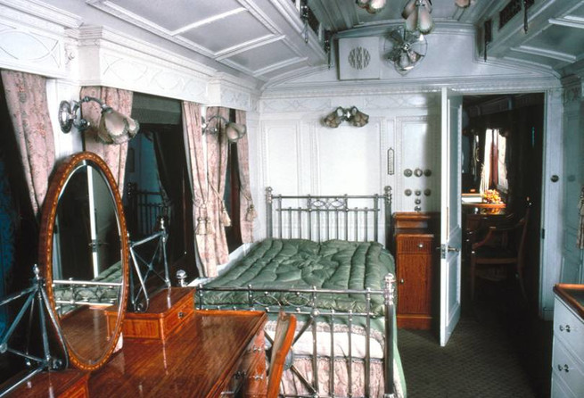 Tren Real Inglés. Dormitorio del rey Jorge V